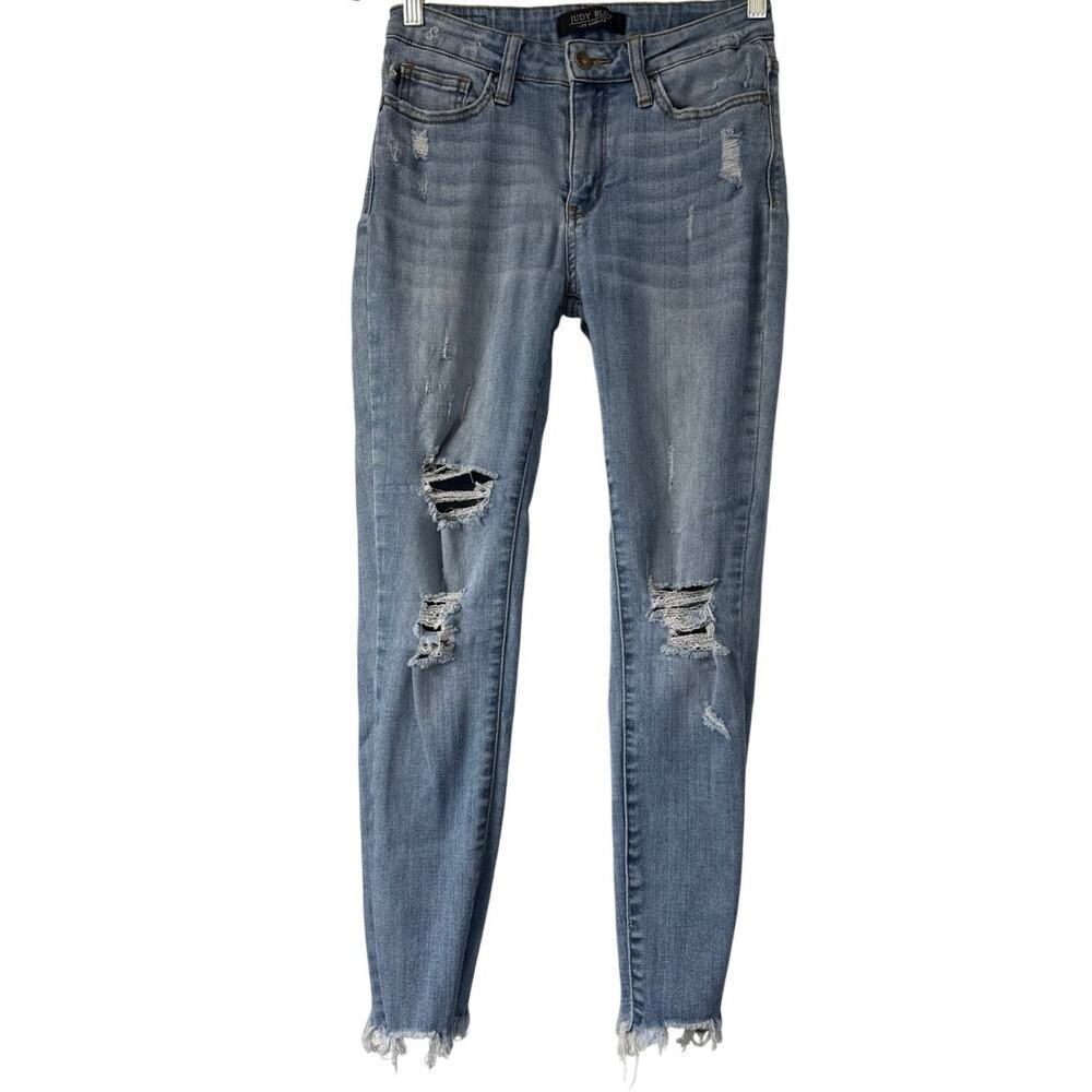 Judy Blue Jeans Womens 27 Blue Denim Skinny Fit Distressed Fray Hem JB82105